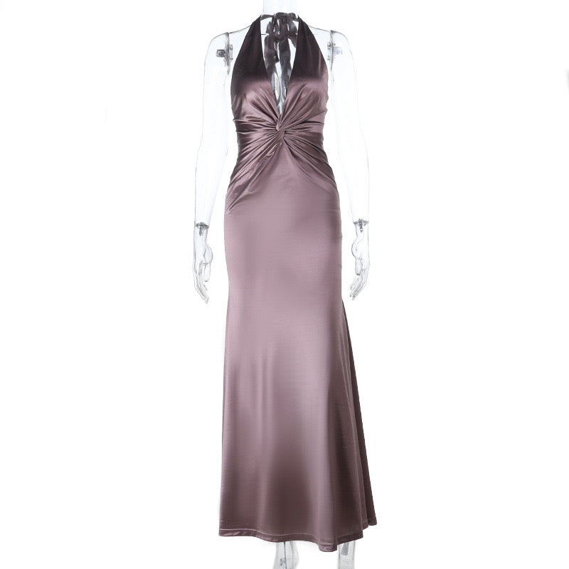 Elegant satin maxi dress with tie at the neck and open back with ruching design - LERS