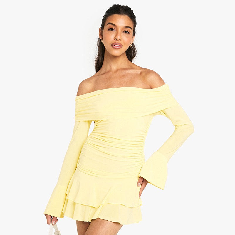 Off-the-shoulder ruffle mini dress with gathered design - Nini