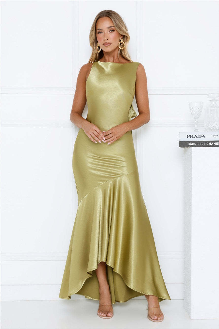 Satin maxi dress with back ties and an open back – Tohar