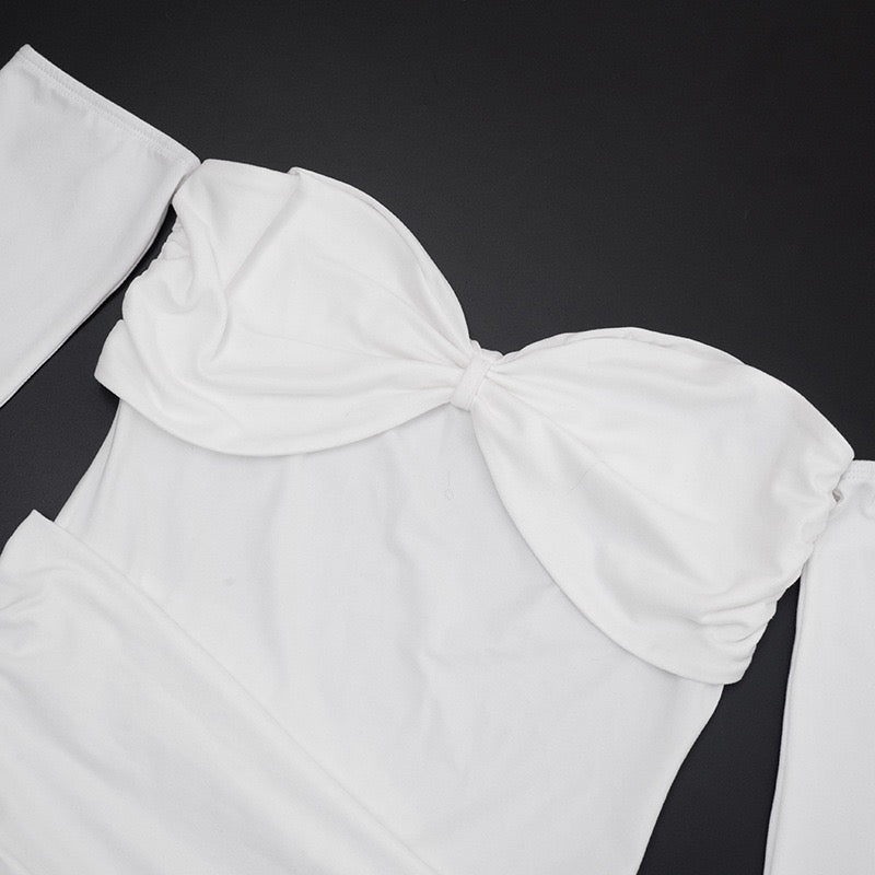 Maxi dress with bare shoulders and gathers - Wella