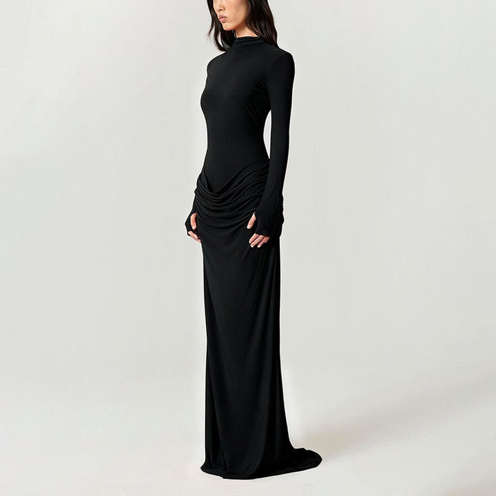 Maxi dress with pleated design - Soledad