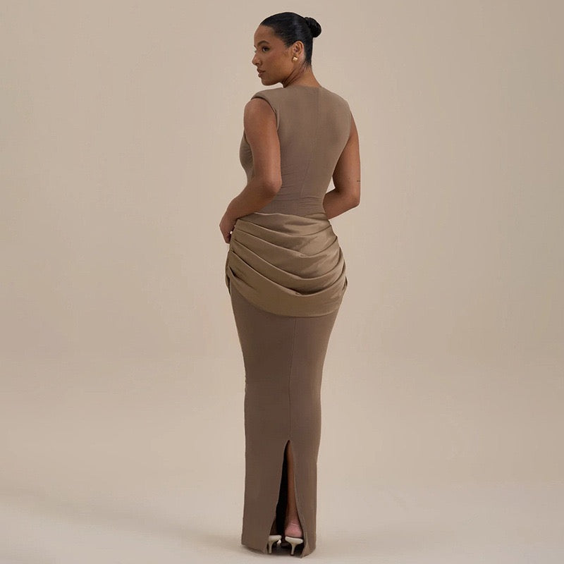 Maxi dress with satin pleats - Yolan