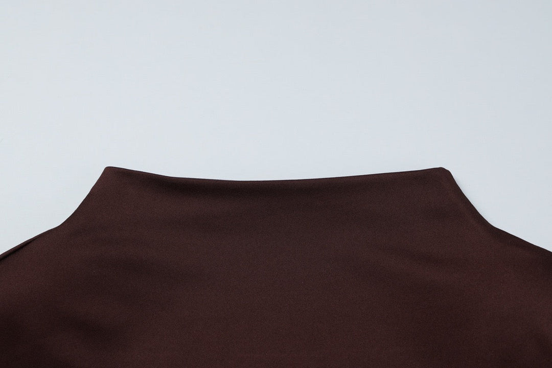 Maxi dress with pleats and buckle design - Barel