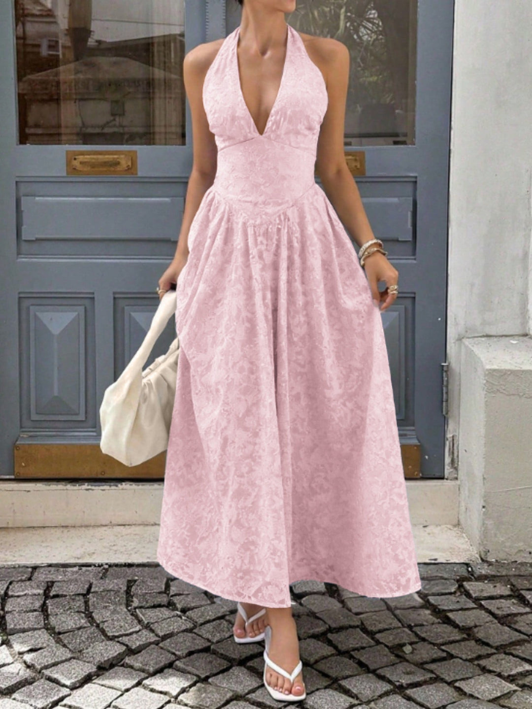 Lace midi dress with neck ties and an open back – Lin