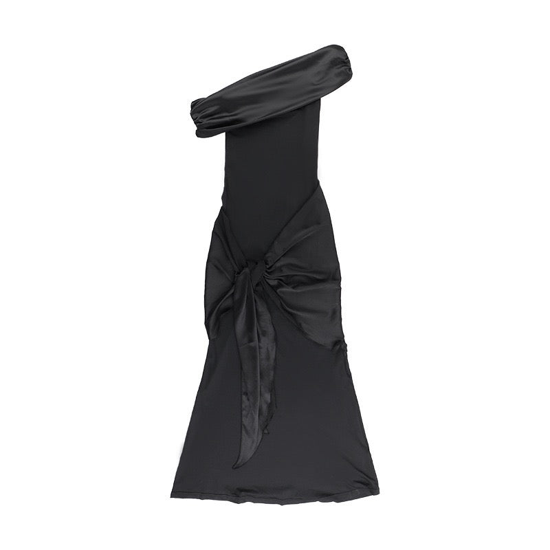 Elegant maxi dress with an off-the-shoulder design and satin trim - Floren