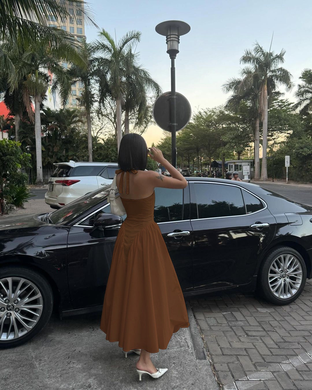 AMALIYA A-line maxi dress with a neck tie and open back