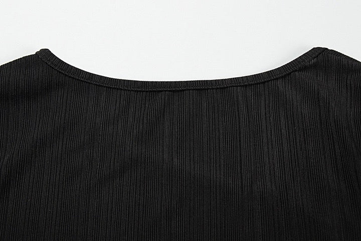 Pleated maxi dress with slit and buckle design - Prudy