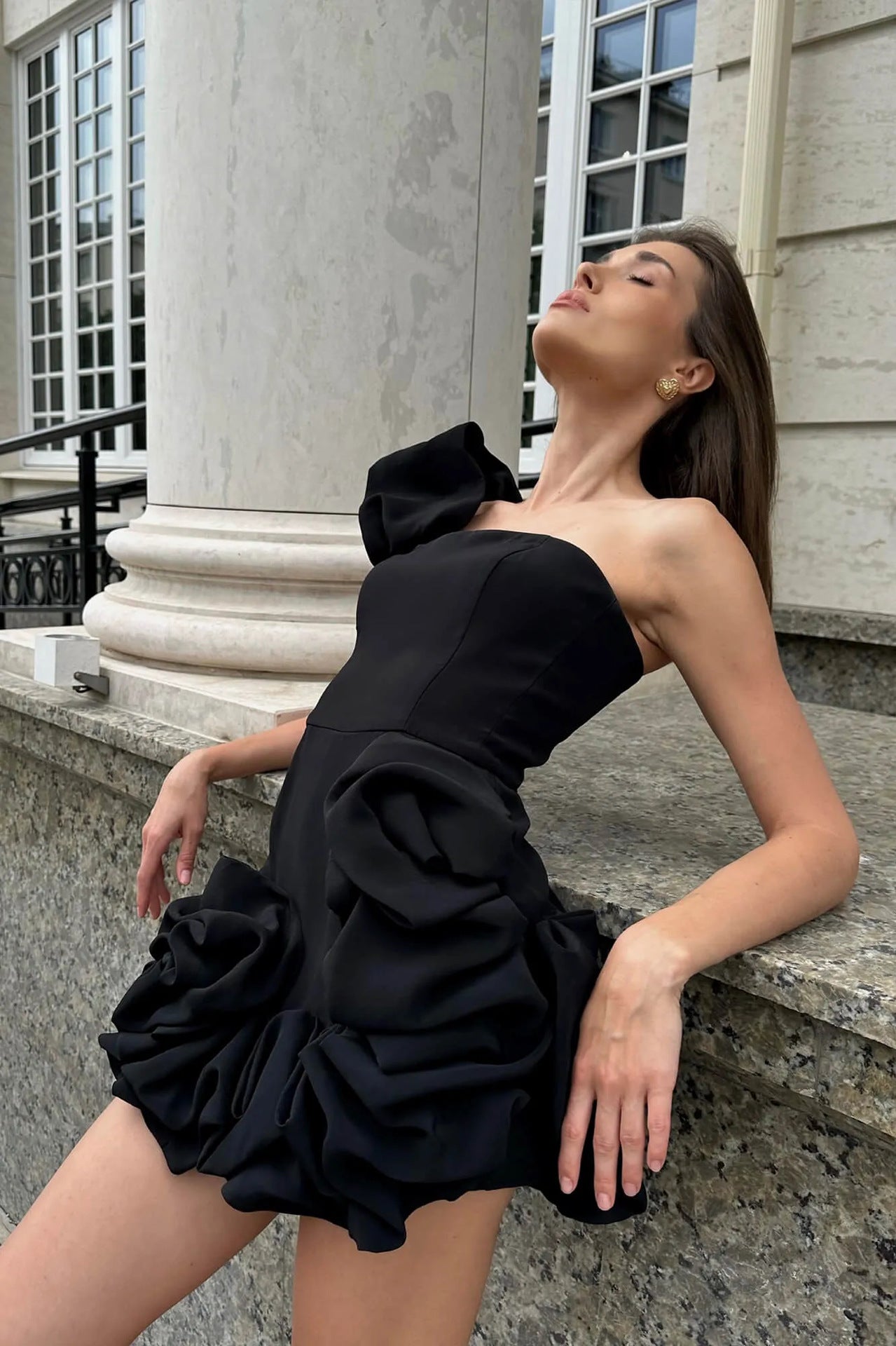 שמלת מיני בעיטור קיפולים בעיצוב כתפייה אחת - FLORINA