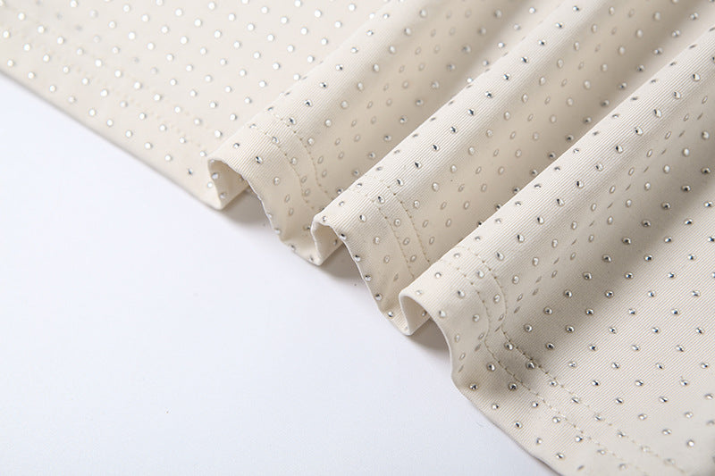 שמלת מיני זרקונים צמודה מנצנצת צווארון נופל - פאש