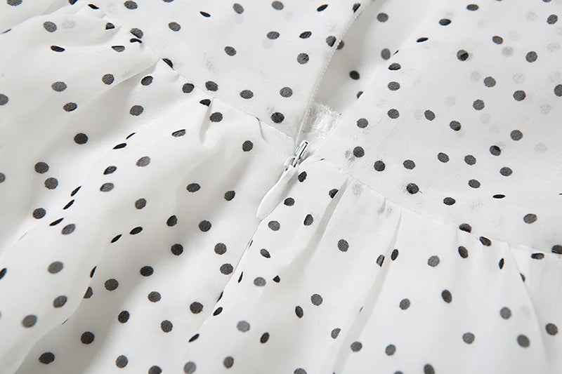 שמלת מיני סטרפלס מלמלה בעיצוב מחוך בעיטור נקודות וצעיף תואם - מיליה