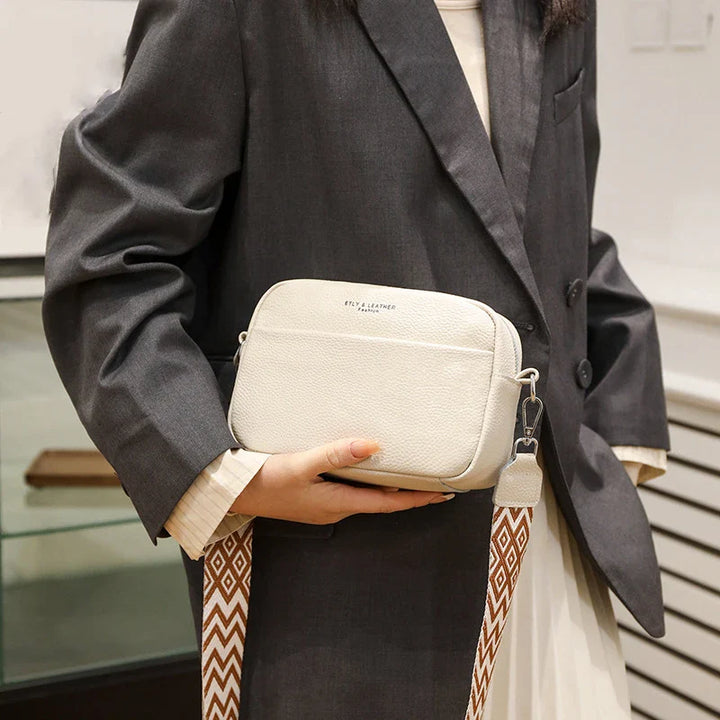 Leather bag with special strap design