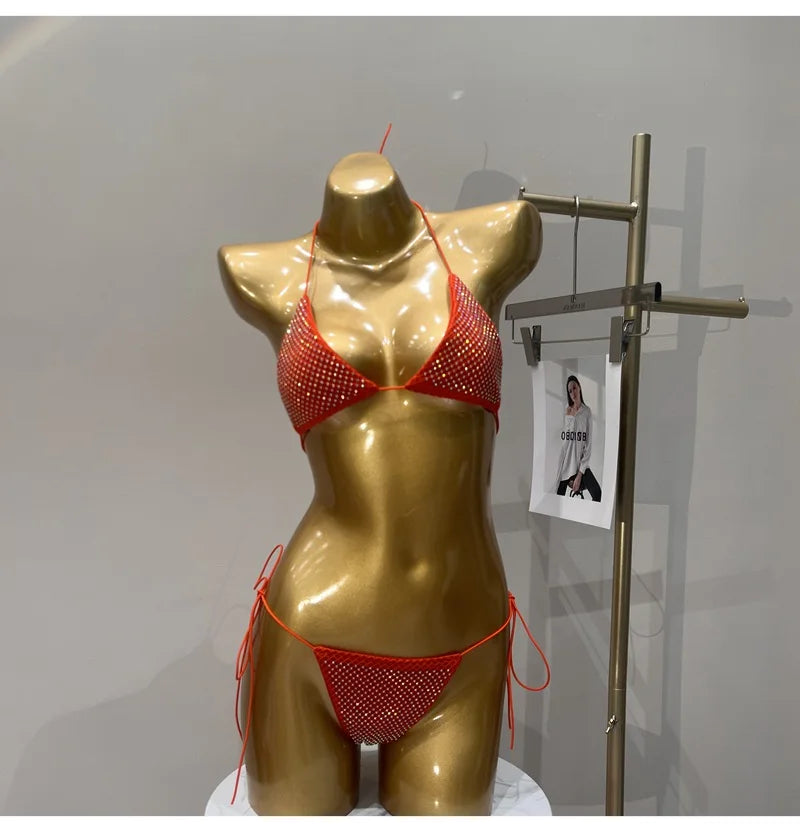 ביקיני קשירה משולשים בעיצוב רשת יהלומים - דיימונד