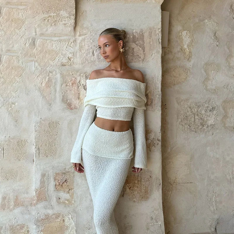 סט שני חלקים סרוג חצאית מקסי וחולצת כתפיים חשופות - עופרי