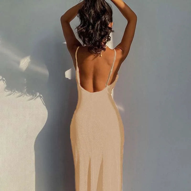 שמלת מידי קיצית סרוגה בעיטור שסע - סמייל