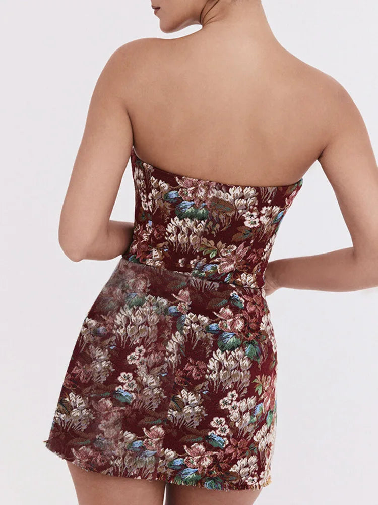 שמלת מיני סטרפלס בסגנון וינטג' בעיצוב רקמת פרחים - יולנדה