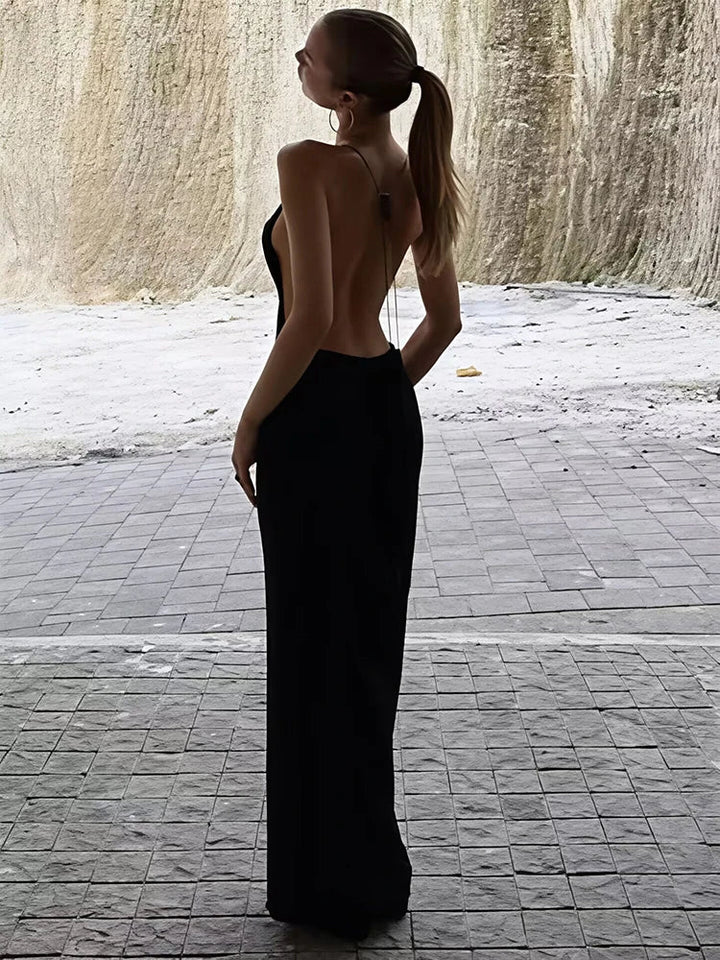 Knitted maxi dress with an open back - Louis