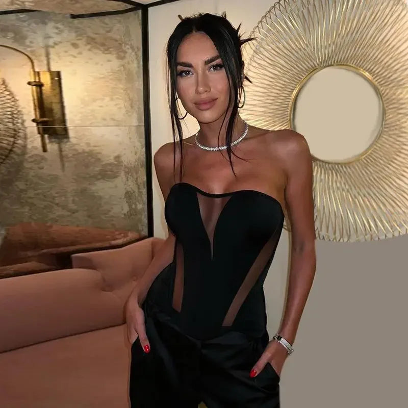 טופ מחוך סטרפלס בעיצוב רשת - NYX