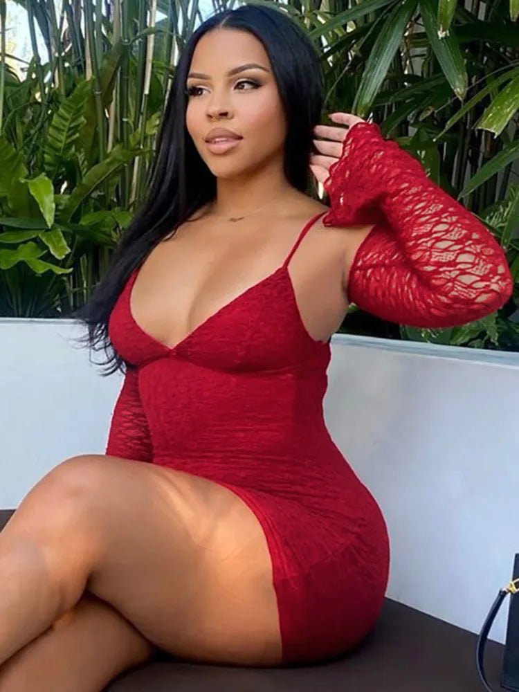 שמלת מיני תחרה בעיטור שרוולון תואם - אלירז