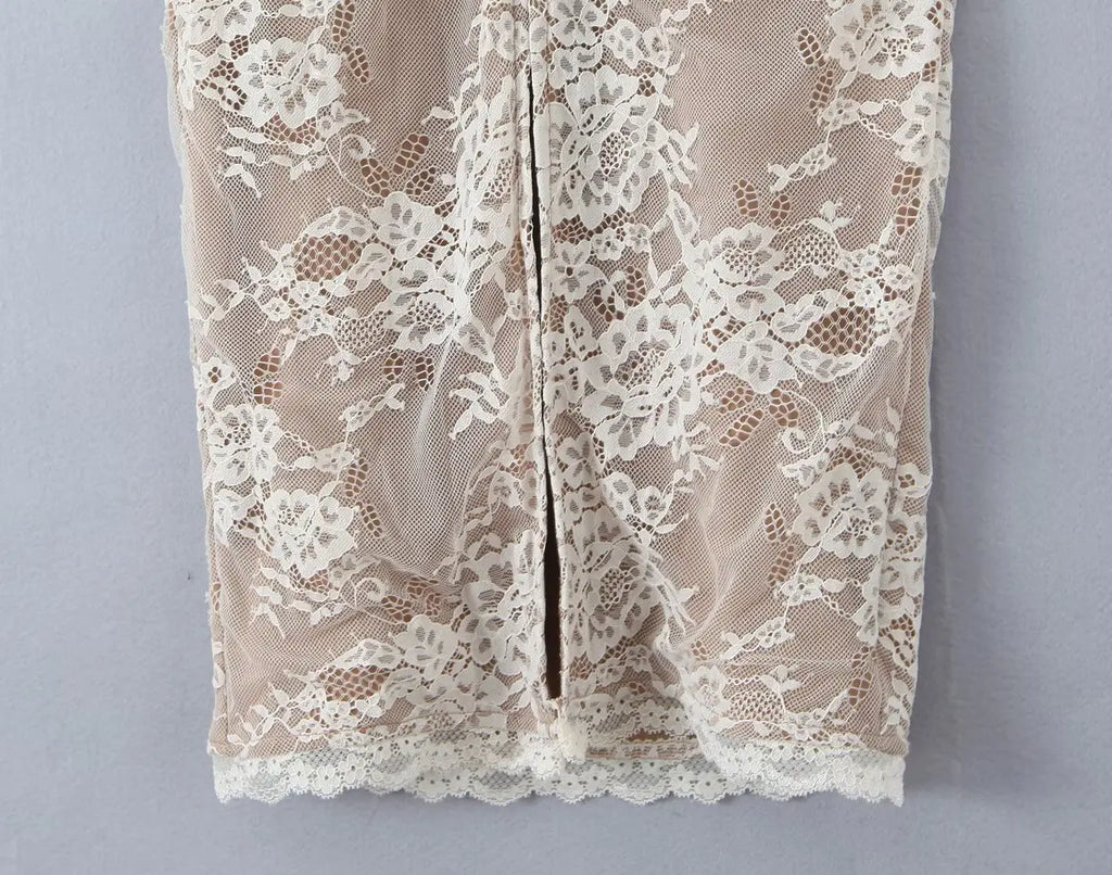 שמלת מידי תחרה - אליזבט