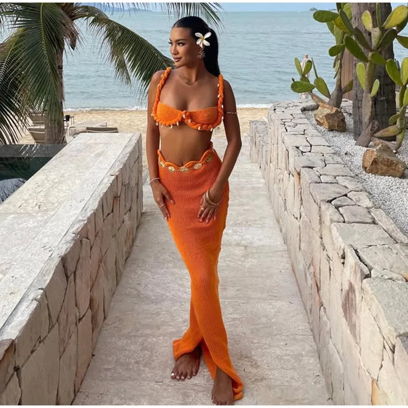 סט חוף סרוג שני חלקים בעיטור צדפות ופנינים טופ וחצאית מקסי / מיני - Adrianna