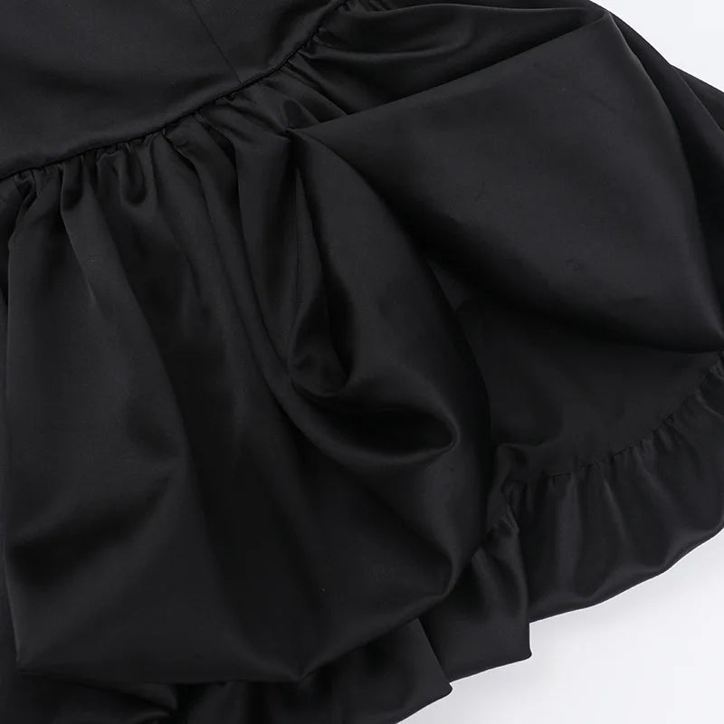 שמלת מיני סאטן סטרפלס בעיצוב בלון כיווצים - BELLEN