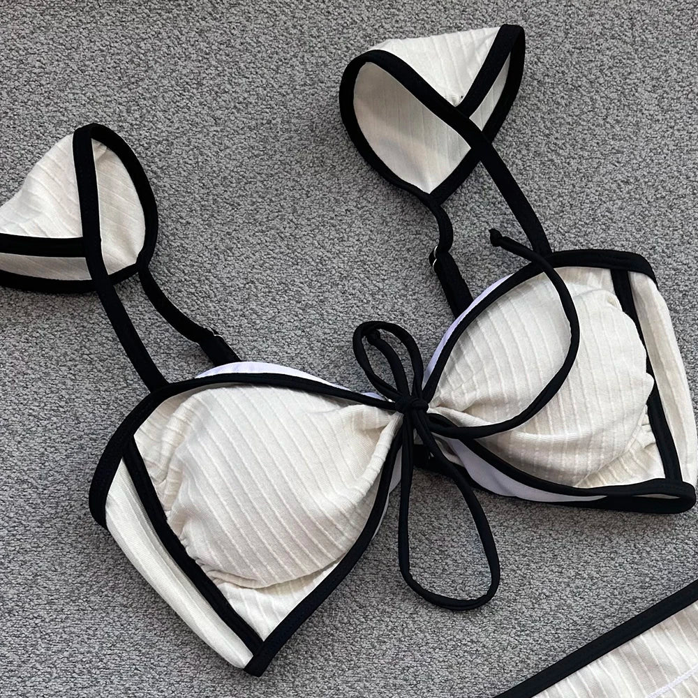 בגד ים ביקיני גזרה גבוהה בעיצוב וינטג' בד בסים - מלאני