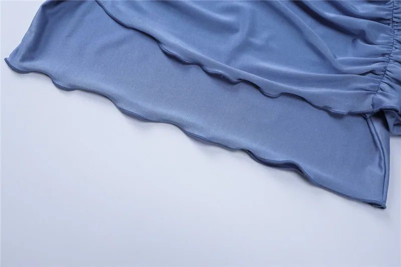 שמלת מיני צווארון גולף שרוולי פעמון בעיטור שובל - ג'נה