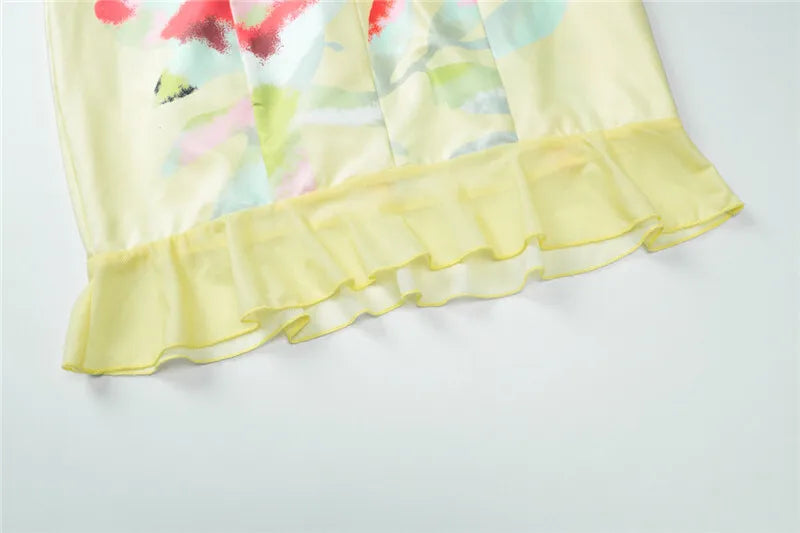 שמלת מיני סטרפלס פרחונית בעיטור מלמלה - Alexa