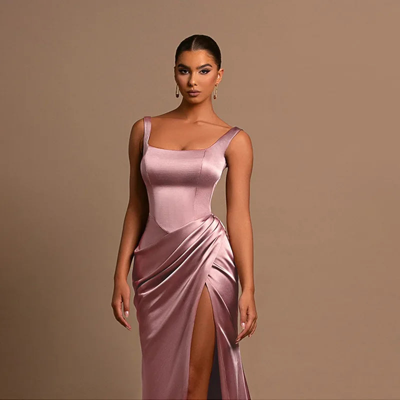 שמלת מקסי סאטן אלגנטית בעיצוב שסע - רוזה