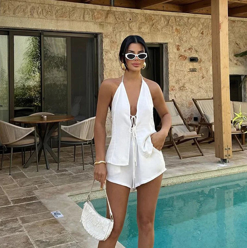 סט שני חלקים טופ קשירות וכנסיים קצרים - REBEKA