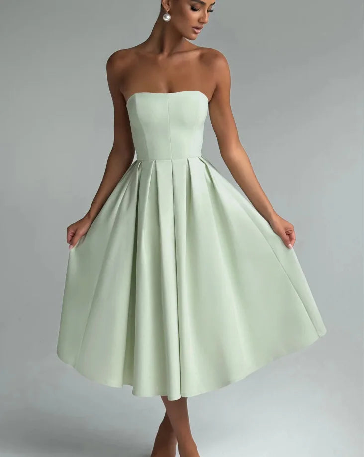 שמלת מידי סטרפלס בגזרת A - ארייא