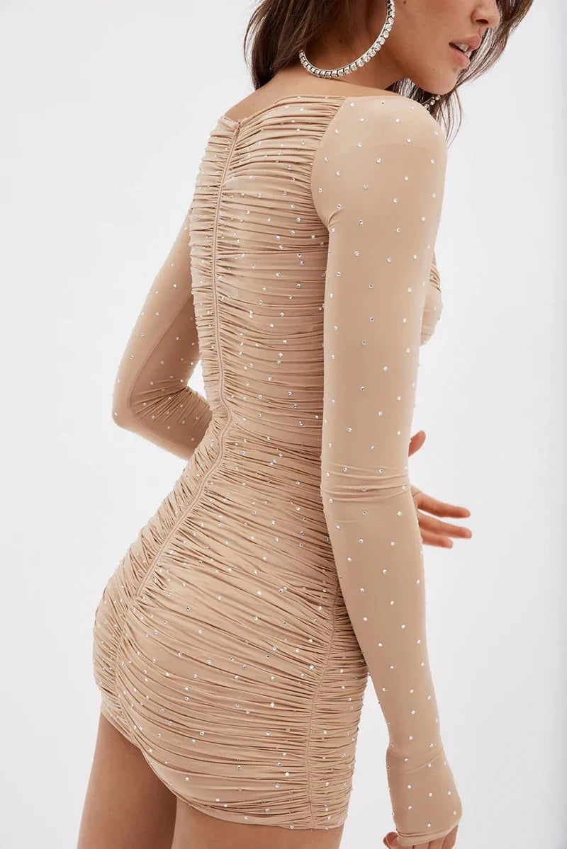 שמלת מיני כיווצים בעיצוב פתחים וזרקונים מנצנצים - אסיה