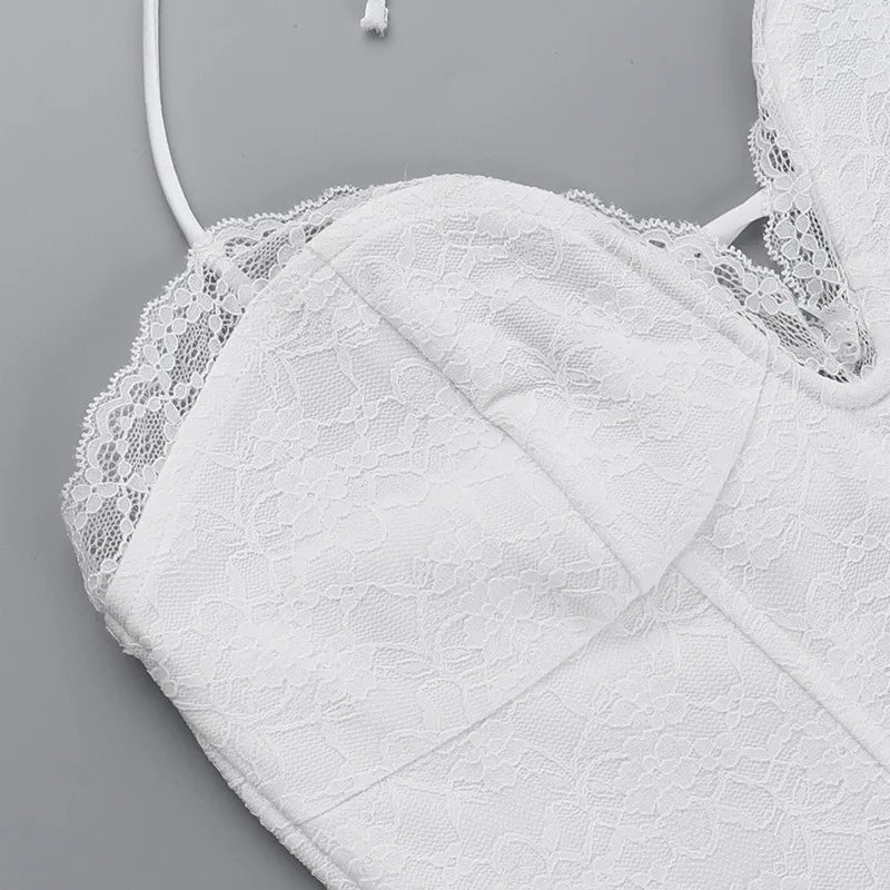 שמלת מיני תחרה בגזרת A קשירה בצוואר - אל