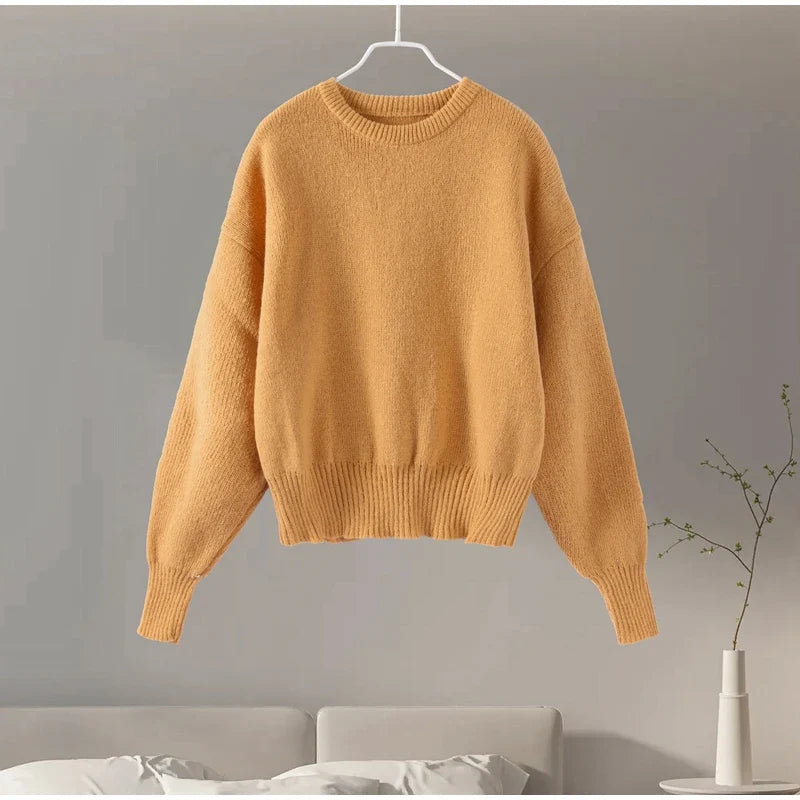 סט שני חלקים סרוג חולצת אובר סייז וחצאית מיני - יעלה