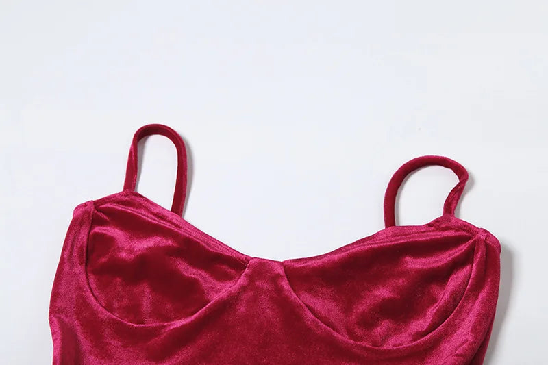 שמלת מיני קטיפה מלמלה בגזרת A - SOFIA