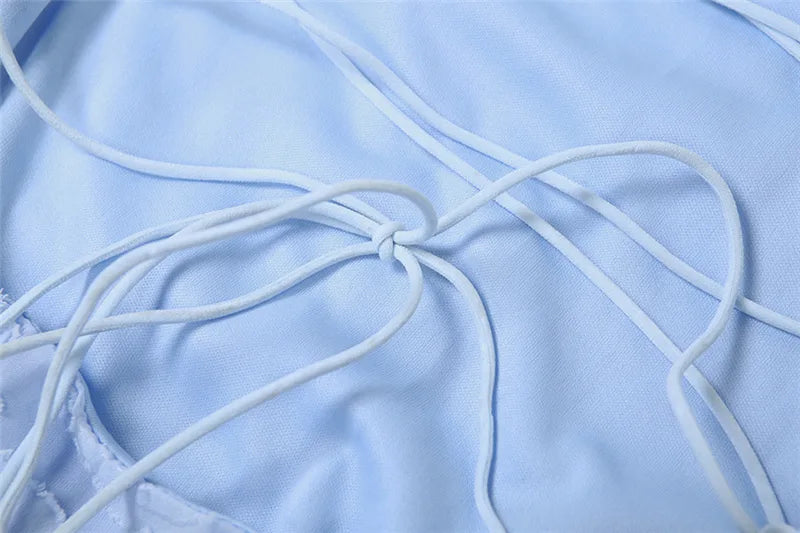 שמלת מקסי שיפון בעיטור רקמת עלים קשירה בגב להצמדה במותן - מונה ליז