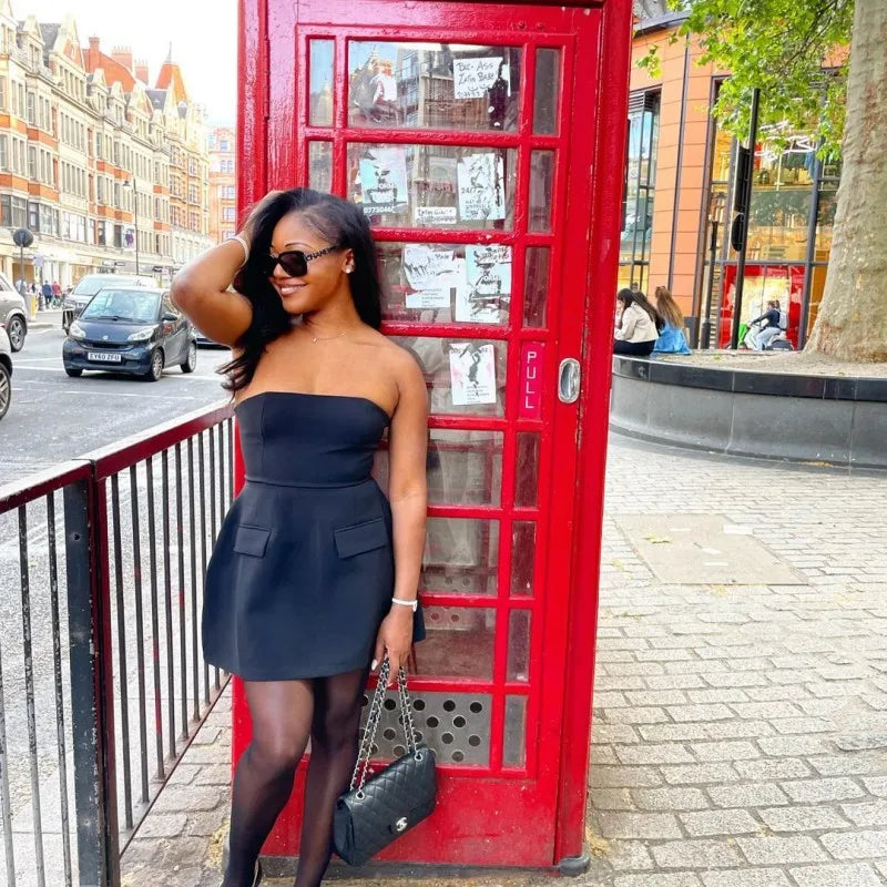 שמלת מיני סטרפלס בגזרת A בעיטור דמויי כיסים - אנחלס