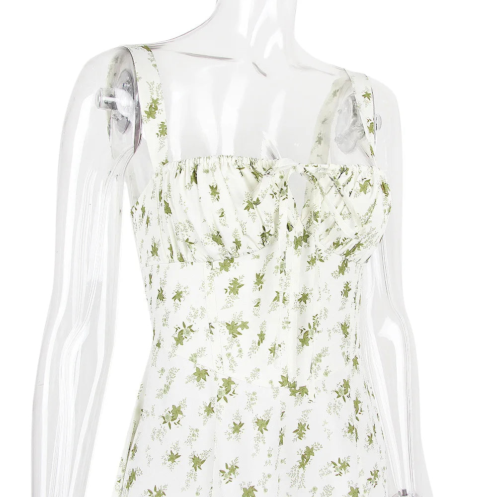 שמלת מידי קיצית בעיצוב כפרי בעיטור שסע - אנג'ליקה