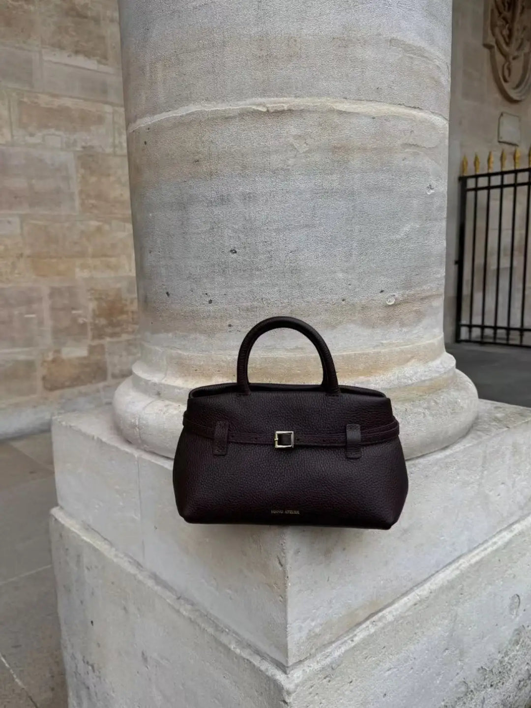 Suede / leather bag with luxury design