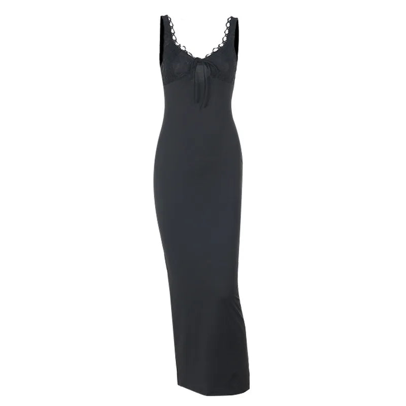 שמלת מקסי צמודה בעיטור תחרה - מיליס