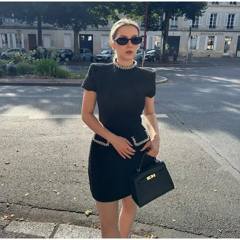 שמלת מיני אלגנטית שרוול קצר/ארוך סגנון מחויט בד ארוג בעיטור נצנצים ופנינים - Lucia