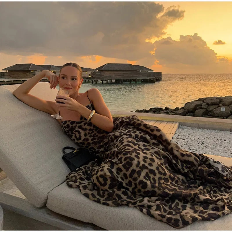 שמלת מקסי מנומרת בגזרת A - Milani