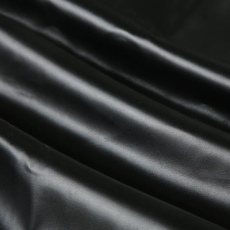 טופ דמוי עור בעיצוב אסימטרי - קמי