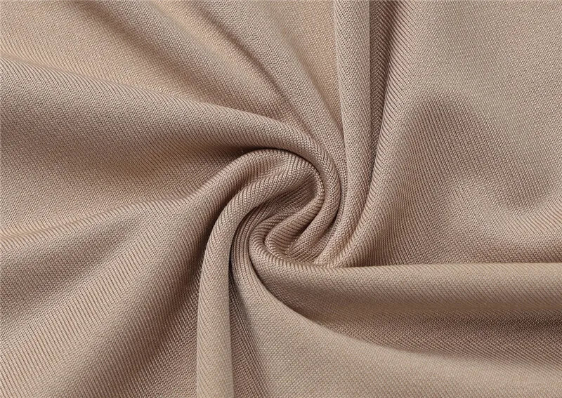 שמלת מקסי בעיצוב קיפולים - פסי