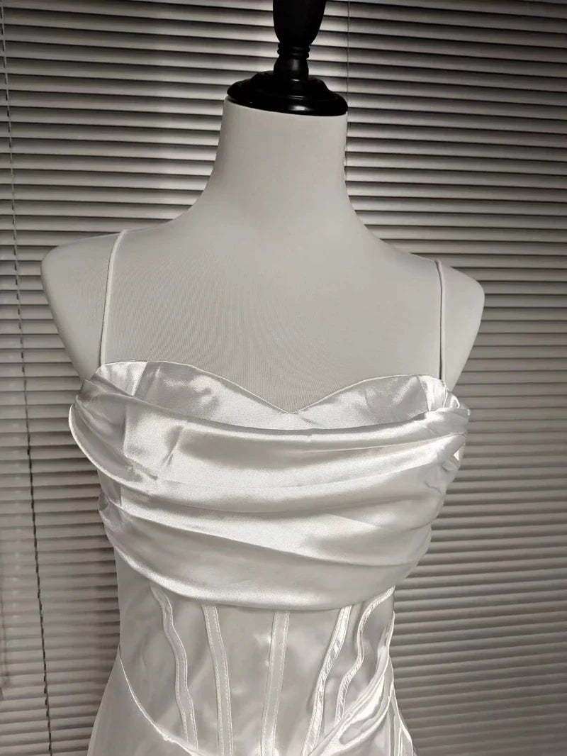 שמלת מקסי סאטן בעיצוב יוקרתי שסע עמוק - מריל