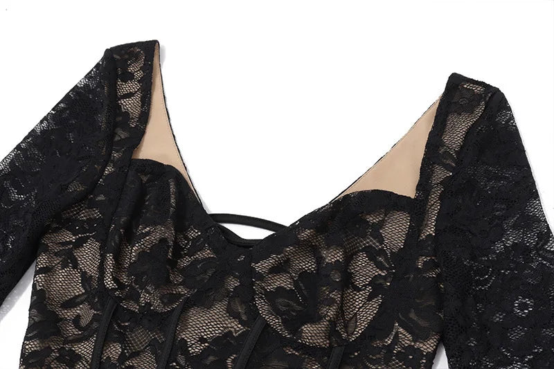 שמלת מקסי תחרה בעיצוב מחוך - נוריאל