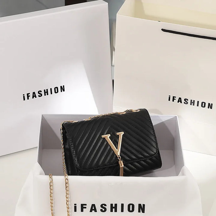 Faux leather bag with luxury design