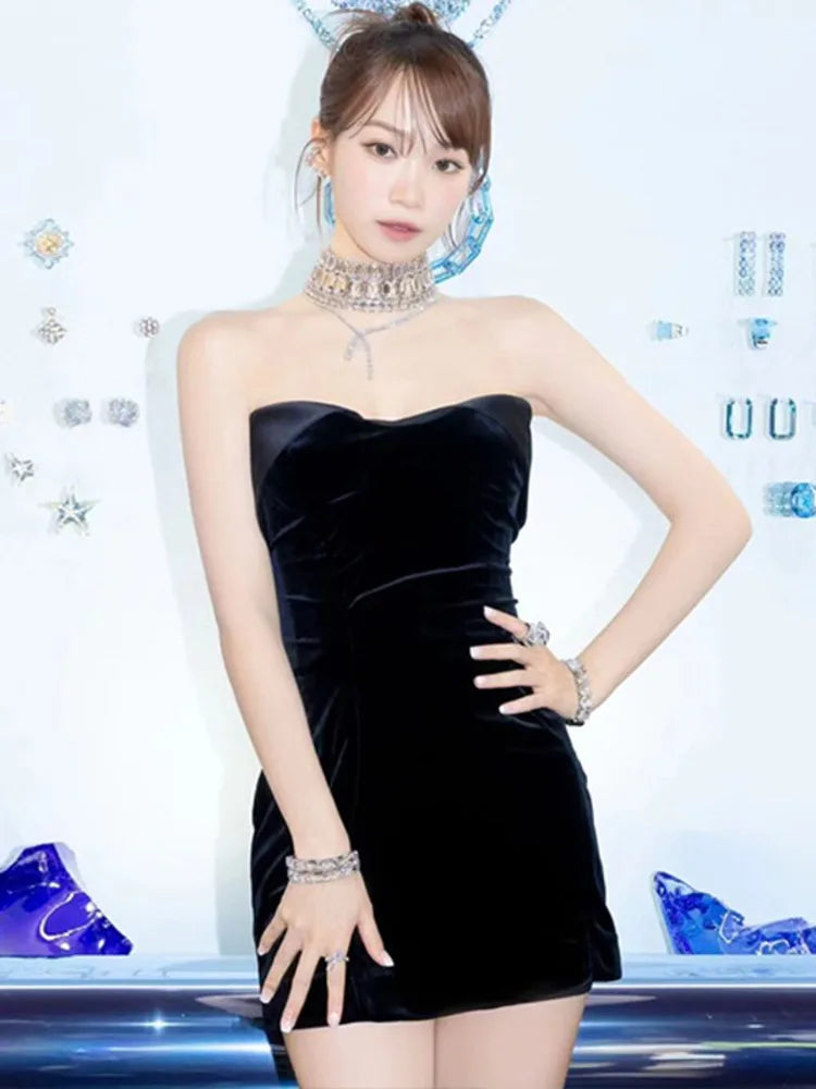 שמלת מיני סטרפלס קטיפה - דורין