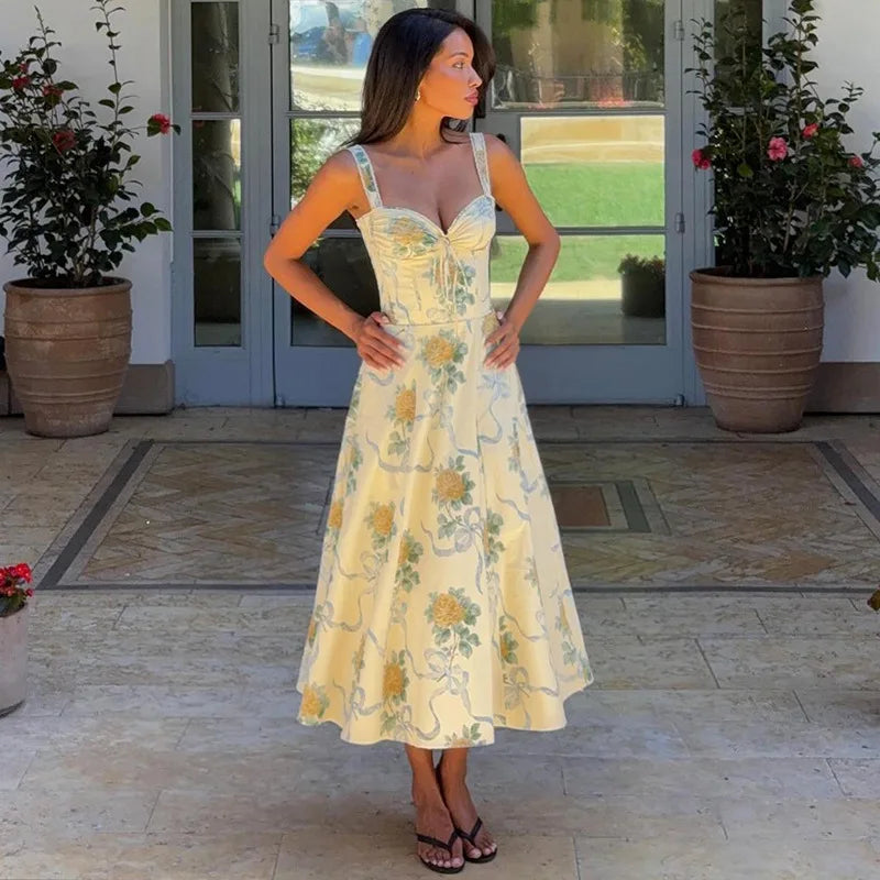 שמלת מידי אלגנטית בהדפס פרחוני בגזרת A - פלוריין