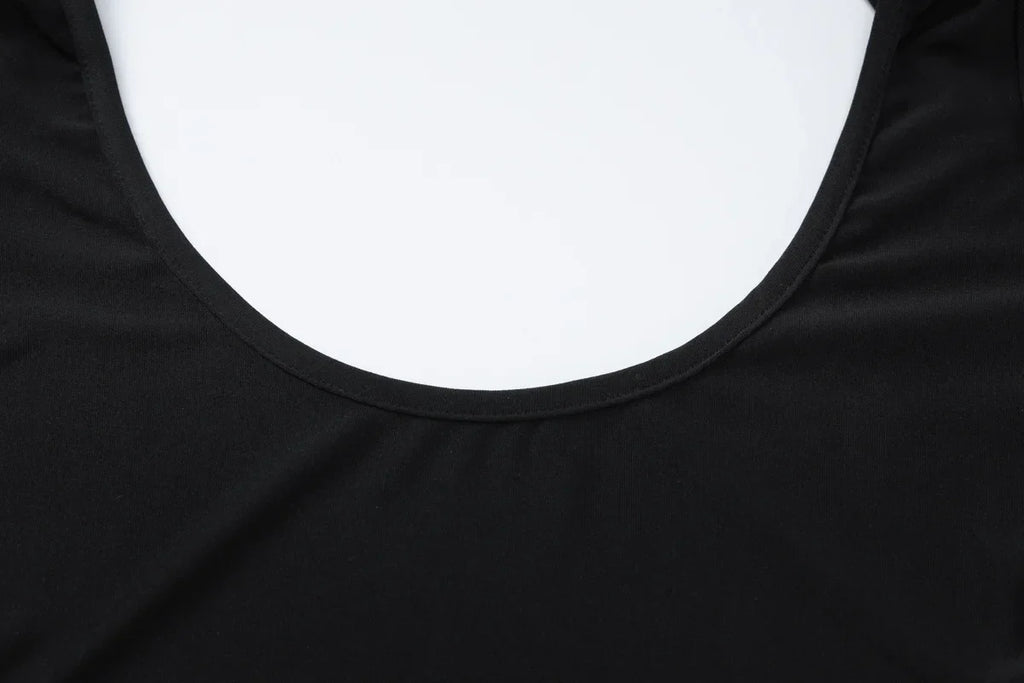 שמלת מקסי גב ומותן פתוח בעיטור שרשראות - דניס